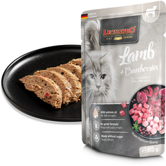LEONARDO konservai katėms su ėriena ir spanguolėmis 85 g